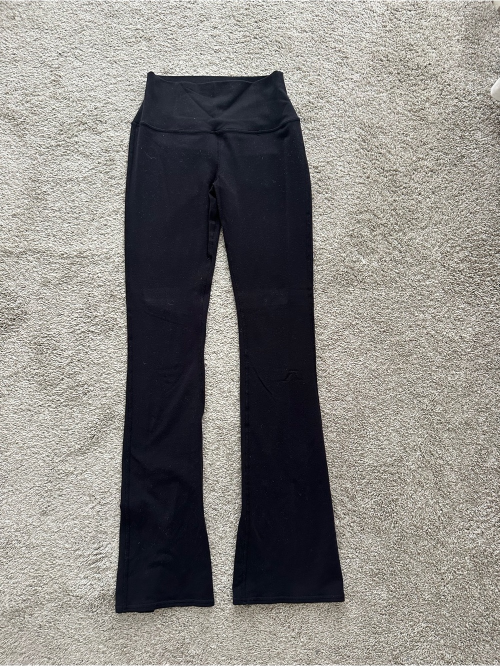 Alo flare leggings